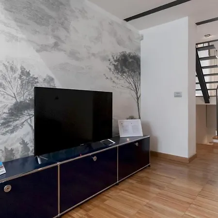 Italianway - Frisi 8 Milan